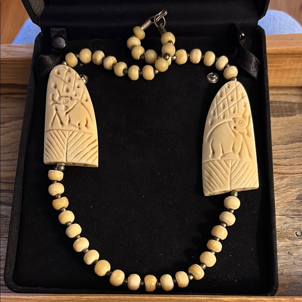Vintage Beaded, Hand carved Necklace